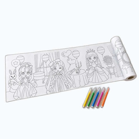 Rollo magico para colorear desplegado en el piso con sus cinco marcadores