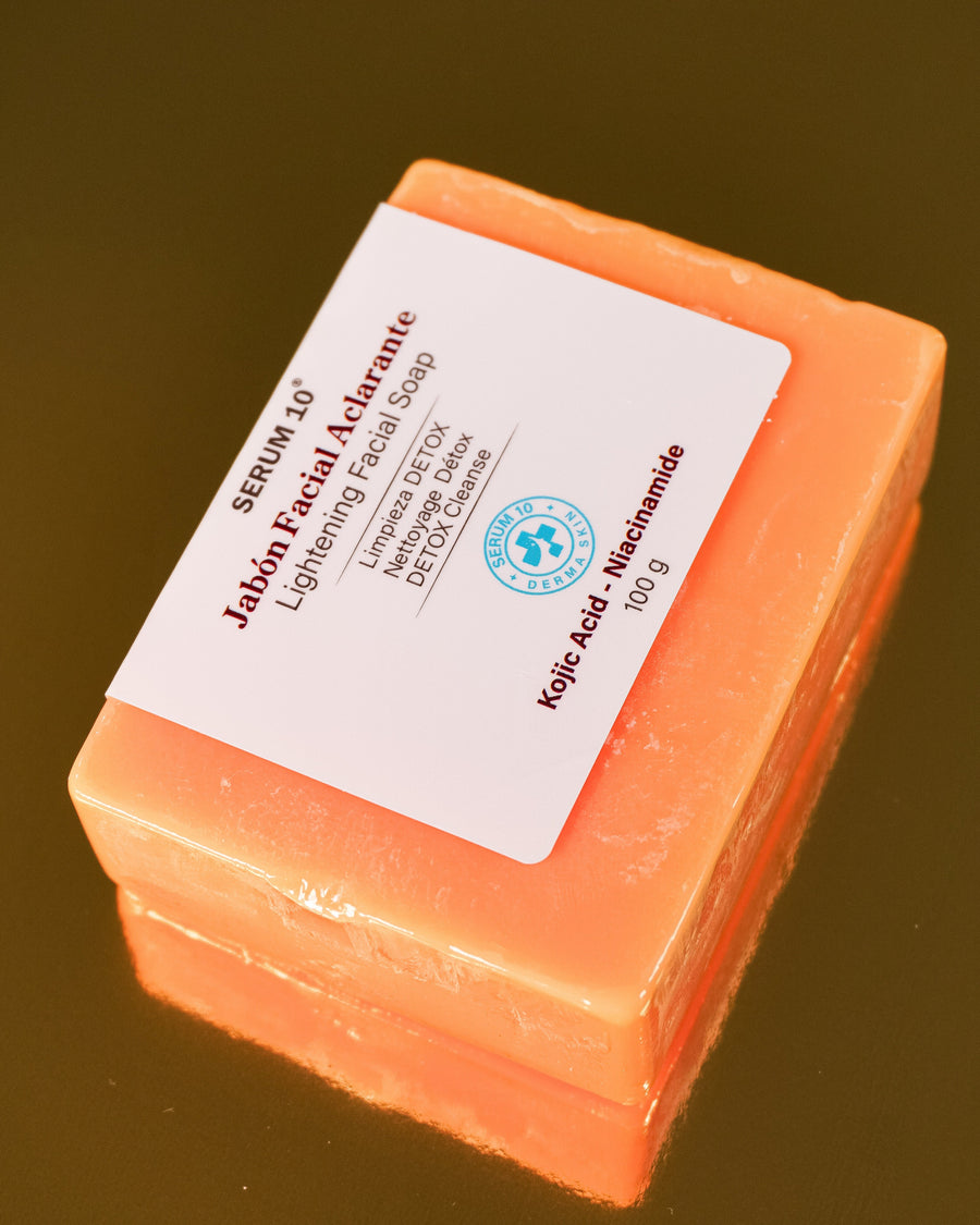 Empaque del jabón facial aclarante Serum 10, 100 g